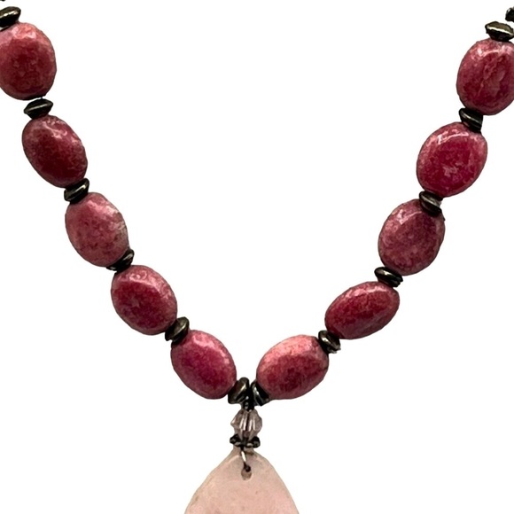 Peach Blossom Jade Beaded Necklace & Rose Quartz Pendant - Picture 6 of 7